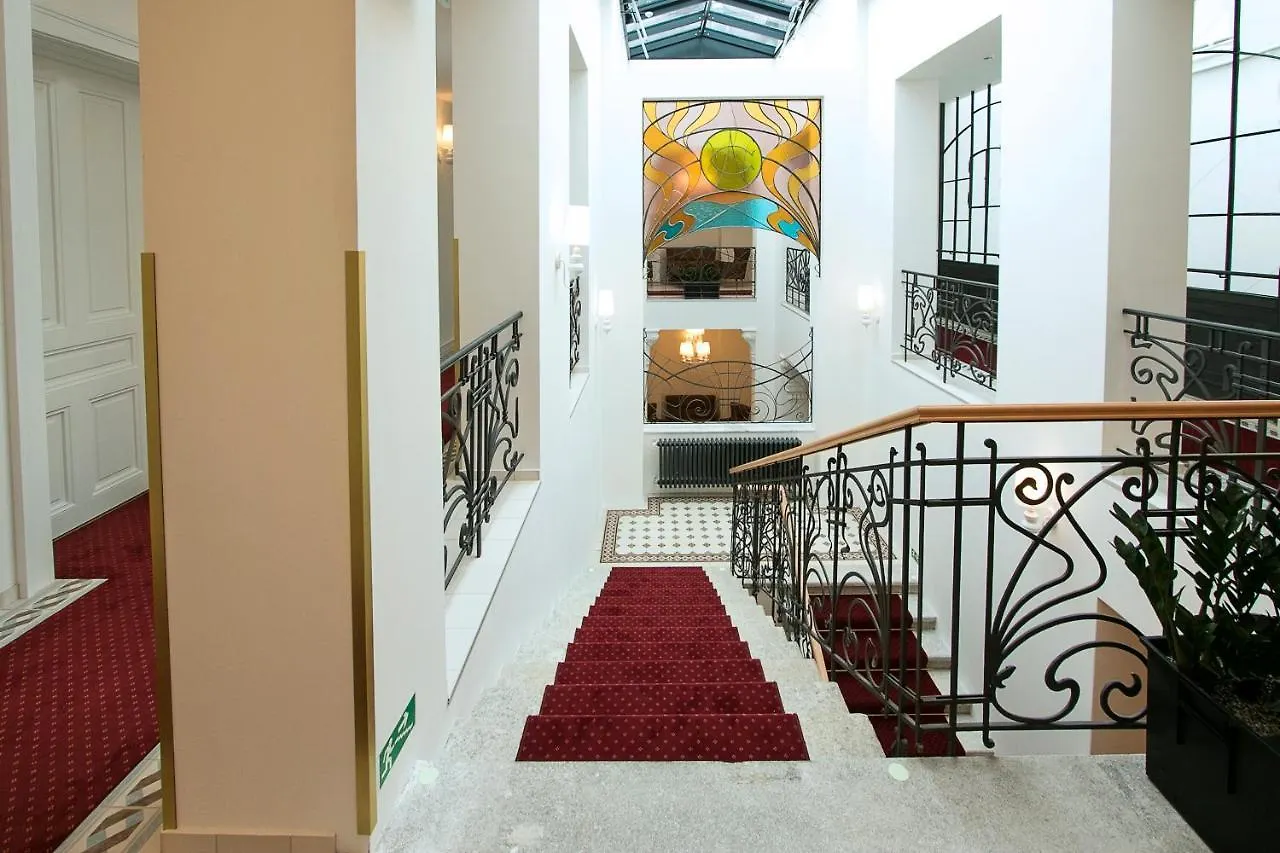 Lazensky Hotel Tosca Karlovy Vary 3*,  Czech Republic
